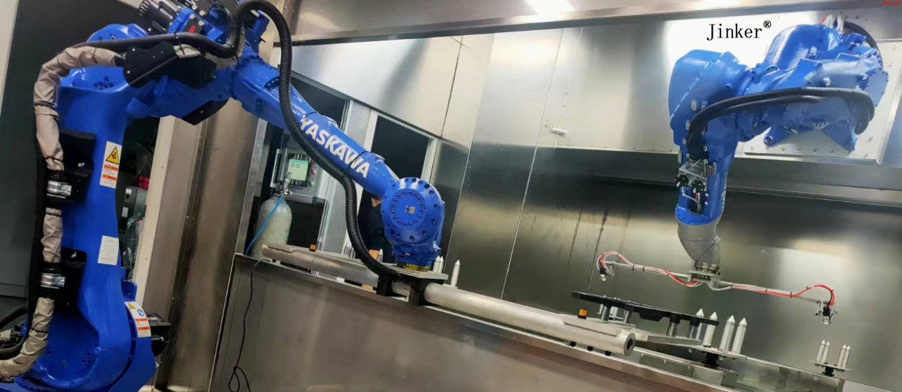 What factors should be considered when choosing a spraying robot manufacturer for new energy vehicle