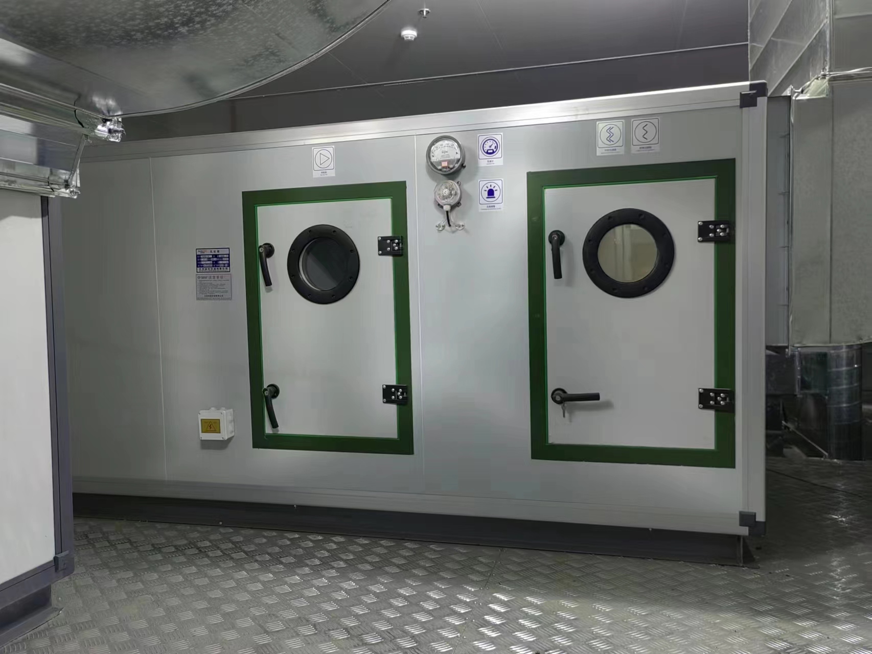 恒温恒湿空调箱